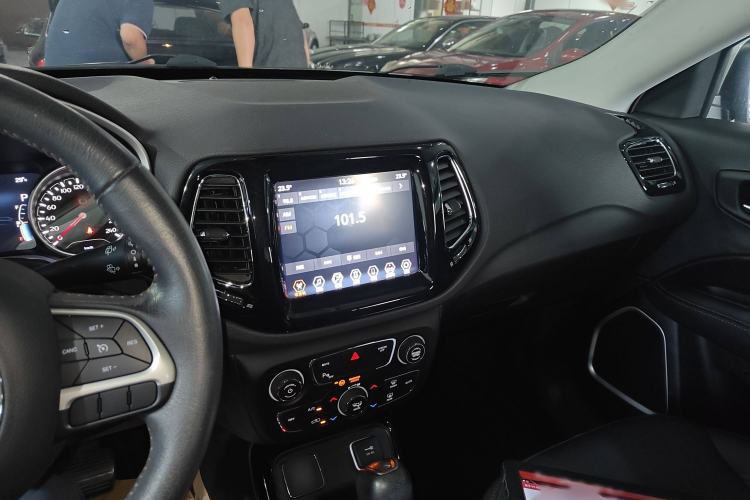 Used Jeep Compass 2019 220T Automatic Family Edition