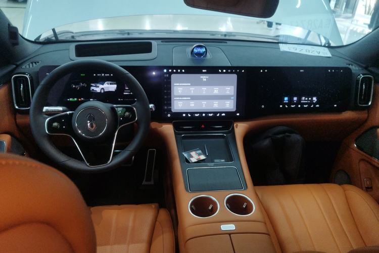 Used Hima AITO M8 2025 Extended-Range Max+ Version 53.4 kWh 5-Seater Edition