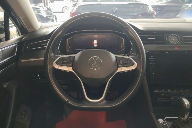 Used Volkswagen Magotan 2020 330TSI DSG Leading Model
