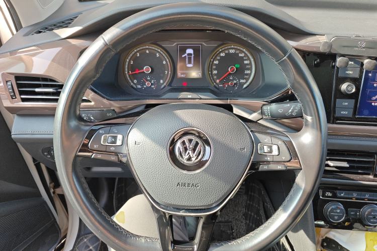 Used Volkswagen Tharu 2019 280TSI Two-Wheel Drive Luxury Version China VI Standard
