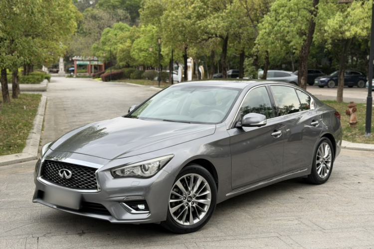 Used Infiniti Q50L 2018 2.0T Enjoyment Edition China V standard