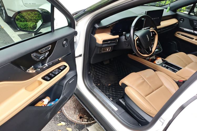 Used Lincoln Corsair 2022 2.0T Four-Wheel Drive Prestige Edition Driver Seat