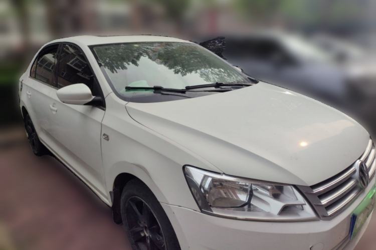 Used Volkswagen Santana 2015 1.6L Automatic Comfort Edition
