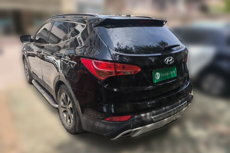 Used Hyundai Santa Fe 2013 2.4L Automatic 2WD Comfort Edition Rear Left 45 Deg