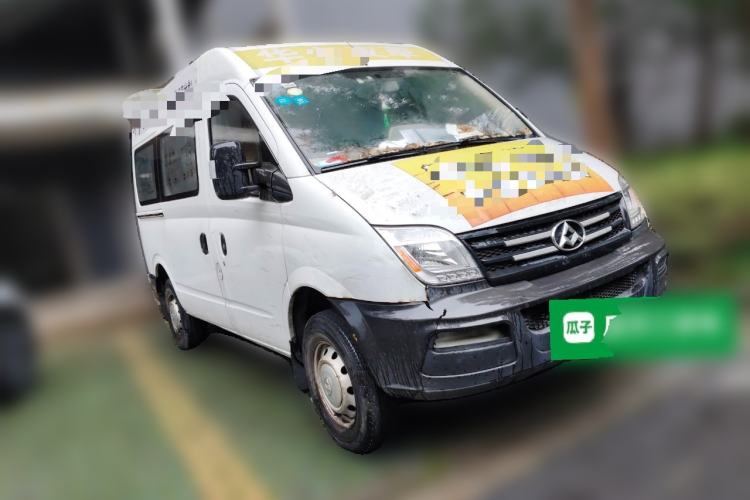 Used SAIC MAXUS Xintu V80 2016 2.5T AMT Aoyuntong National V Short Wheelbase Low-Roof 6-Seater