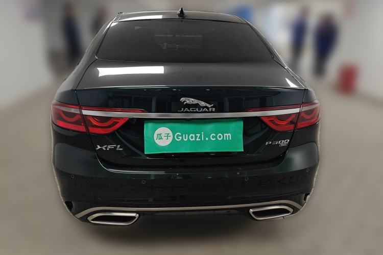 Used Jaguar XFL 2023 XFL 2.0T P250 Two-Wheel-Drive Prestige Luxury Gold Edition Rear