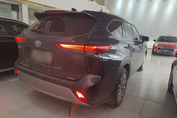 Used Toyota Highlander 2023 2.5L Smart Electric Hybrid Dual-Engine Four-Wheel Drive Prestige Version – 7 Seats
