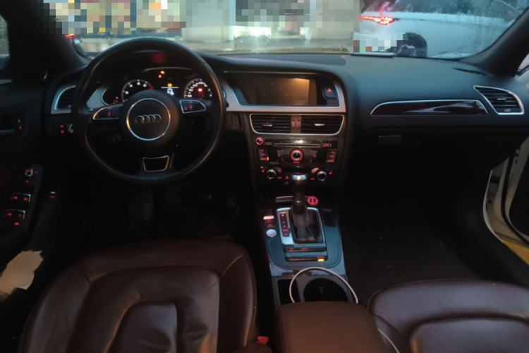 Used Audi A4L 2016 35 TFSI Collection Edition S line Comfort Model Center Console