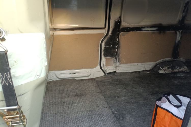 Used CHANGAN KUAYUE Xing V7 EV 2023 250km Dual-Door Smart Enjoyment Version 2 Seats Left Rear Seat