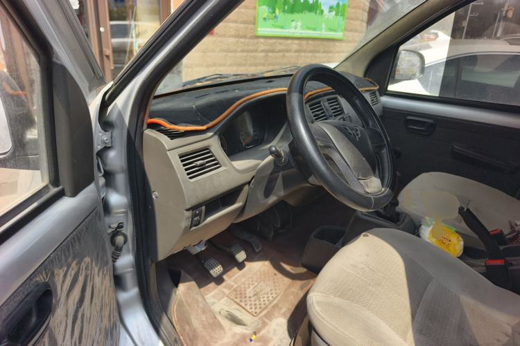 Used Wuling Rongguang S 2021 1.2L Base Model 7-Seater LSI
