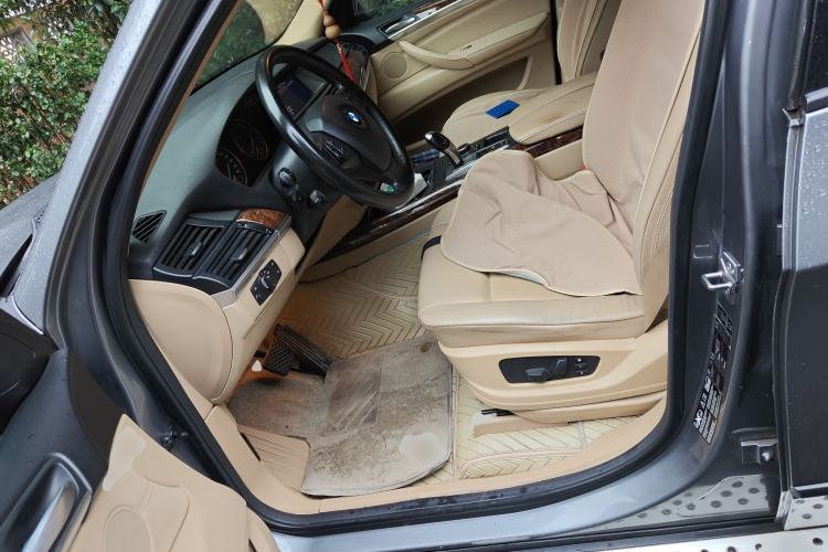 Used BMW X5 2011 xDrive35i Leading Model
