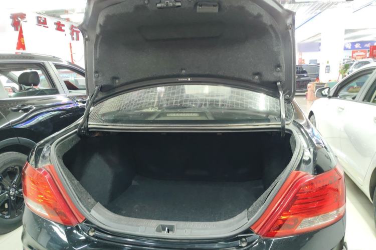 Used BYD Surui 2015 Revised Version 1.5L Manual Luxury Edition