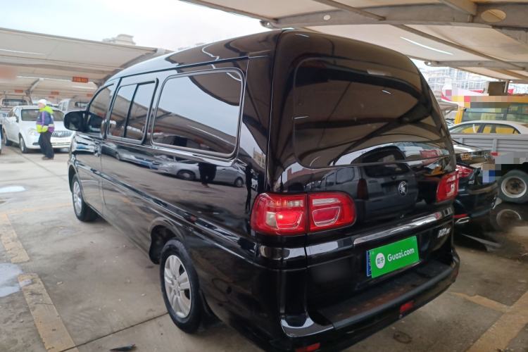 Used FORTHING Lingzhi 2023 M5L 1.6L Base Model 7 Seats