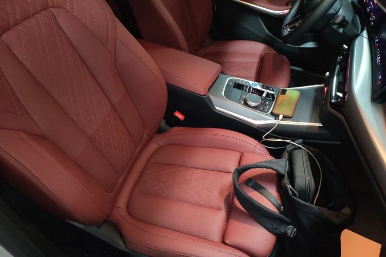 Used BMW i3 2025 eDrive 35 L
