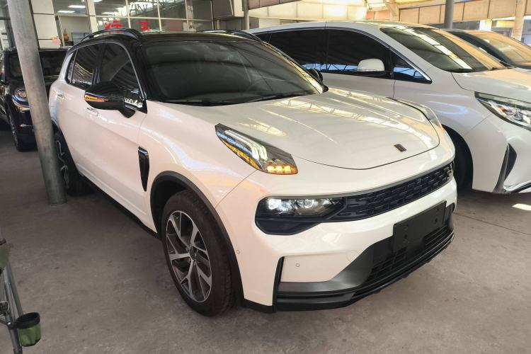 Used Lynk & Co 01 EM-P 2021 1.5TD PHEV Halo Exterior 2