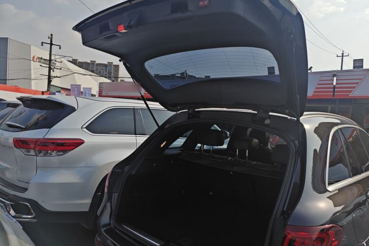 Used Mercedes-Benz GLC 2020 GLC 260 L 4MATIC Dynamic Model