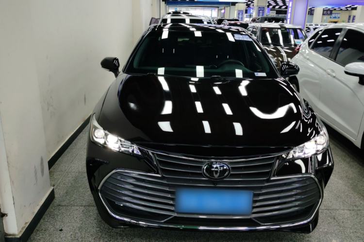 Used Toyota Avalon 2019 2.5L Ambition Version China VI Standard
