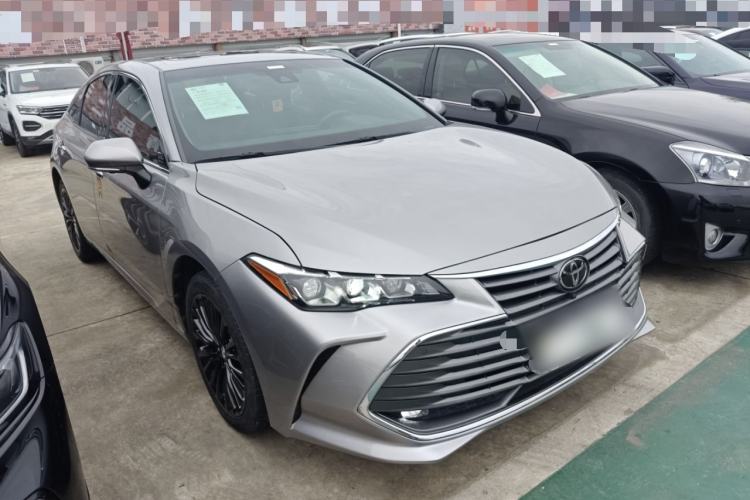 Used Toyota Avalon 2019 2.0L XLE Premium Edition China VI Exterior 1