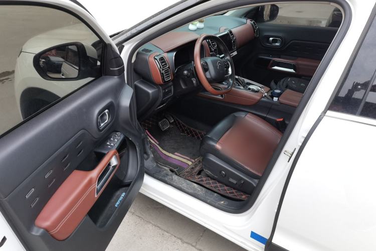 Used Citroen C5 AIRCROSS 2017 380THP Luxury Model Driver Seat