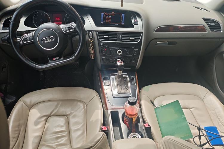 Used Audi A4L 2011 2.0 TFSI Comfort Model