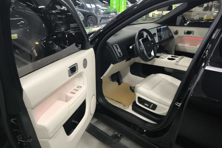 Used Li Auto L9 2024 Pro Model
