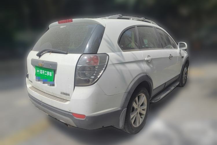 Used Chevrolet Captiva 2014 2.4L 4x4 Flagship Edition 7 Seats Rear Right 45 Deg