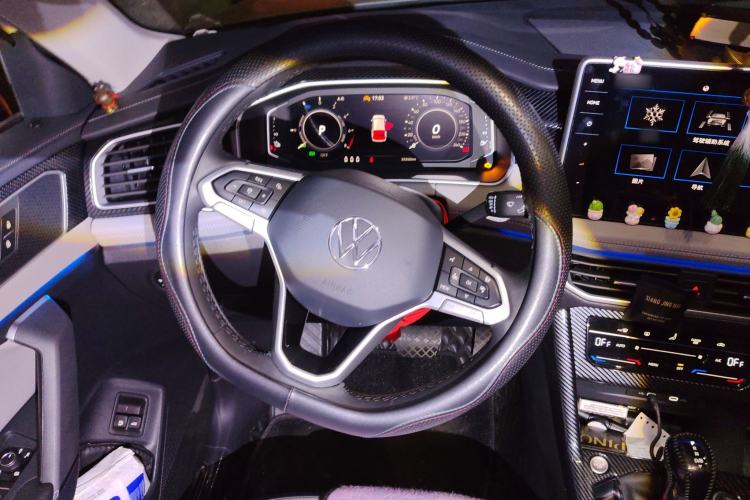 Used Volkswagen Tayron GTE Plug-in Hybrid 2023 280TSI Luxury Plus Advanced Edition Steering Wheel