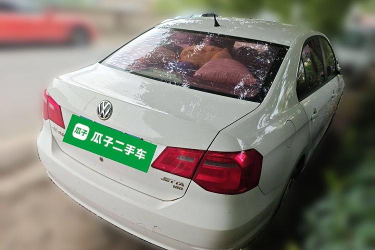 Used Volkswagen Jetta 2015 Value Edition 1.6L Automatic Fashion Version Rear Right 45 Deg