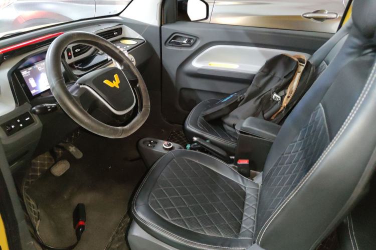 Used Wuling Hongguang MINIEV 2022 Macaron Premium Model – Lithium Iron Phosphate