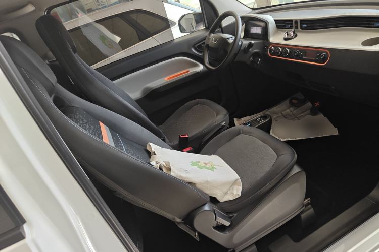 Used Wuling Hongguang MINIEV 2020 Zizai Version Lithium-NMC Right Front Seat