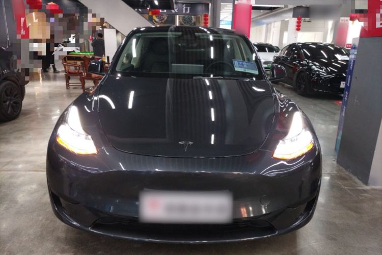 Used Tesla Model Y 2024 Rear-Wheel-Drive Version Front