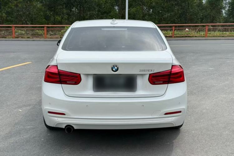 Used BMW 3 Series 2016 320i Fashion Model
