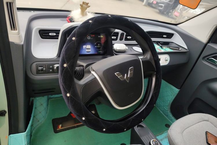 Used Wuling Hongguang MINIEV 2022 Macaron Premium Model – Lithium Iron Phosphate