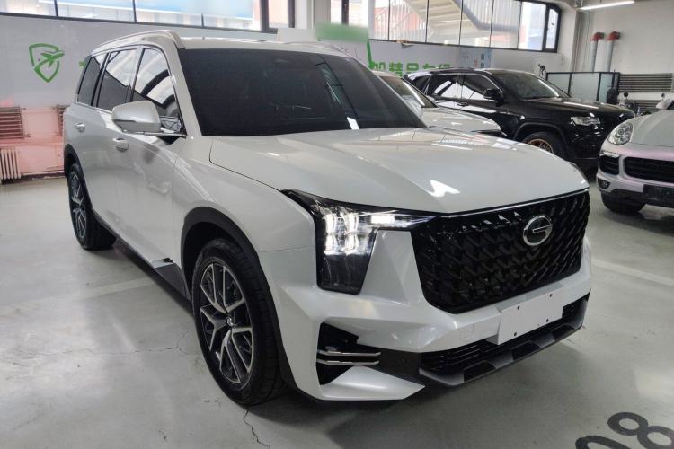 Used GAC Trumpchi GS8 2025 Linghang Series 2.0 TGDI Two-Wheel-Drive Luxury Edition 5 Seats Front Right 45 Deg