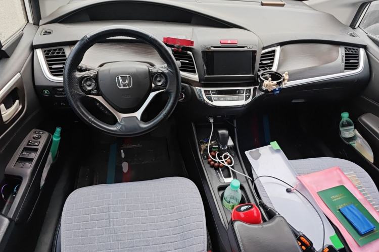 Used Honda Jade 2014 1.8L CVT Luxury Edition 5 seats