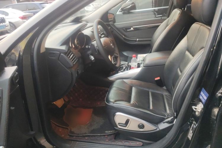 Used Mercedes-Benz R-Class 2017 R 320 4MATIC Business Edition Prestige Model