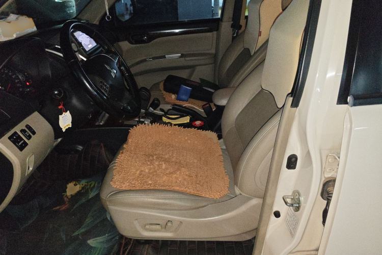 Used Mitsubishi Pajero Sport 2013 3.0L Automatic 4x4 Flagship Edition Left Front Seat