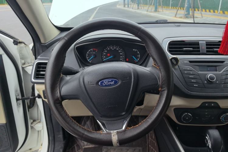 Used Ford Escort 2015 1.5L Automatic Comfort Edition