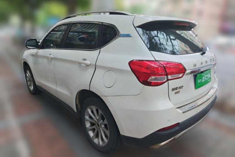 Used Haval H2 2016 Red Label 1.5T Manual Two-Wheel Drive Urban Edition

