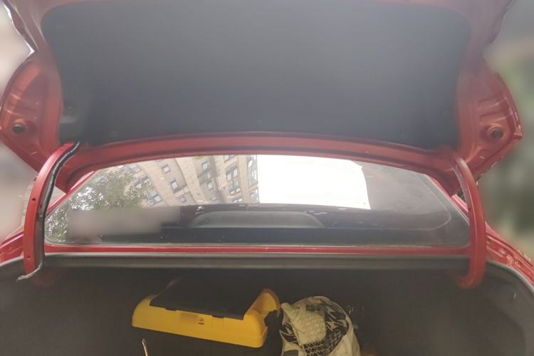 Used CHANGAN Eado 2019 High-Energy Edition 1.6L GDI Manual Pioneer Model China VI Standard Trunk