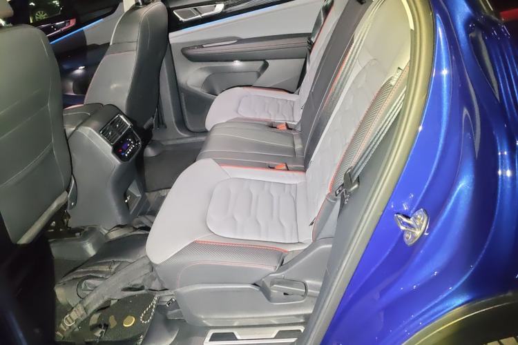 Used Volkswagen Teramont X 2021 380TSI Four-Wheel Drive Prestige Luxury Edition Left Rear Seat