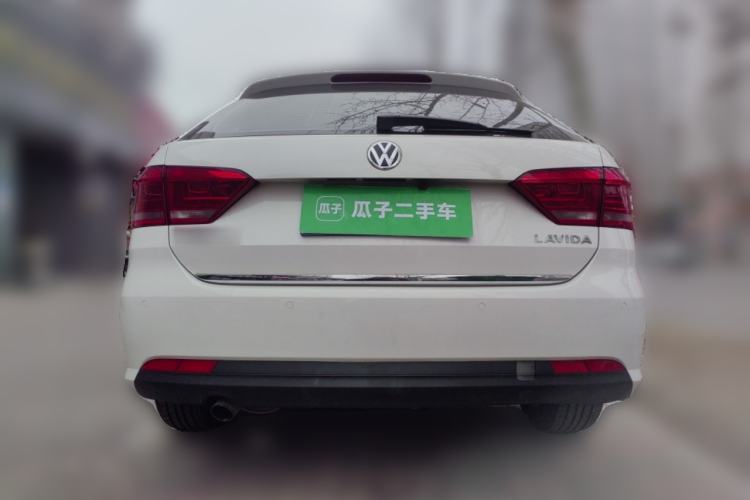 Used Volkswagen Gran Lavida 2013 1.6L Automatic Comfort Model
