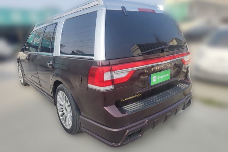 Used Lincoln Navigator 