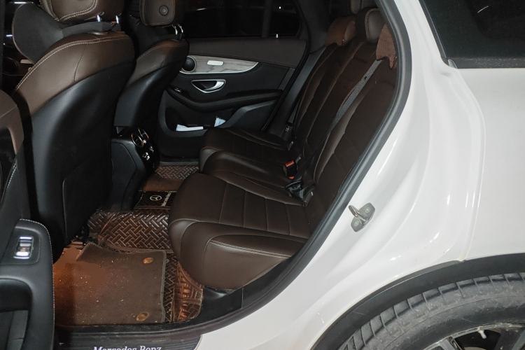 Used Mercedes-Benz GLC 2020 Facelift GLC 300 L 4MATIC Dynamic Edition
