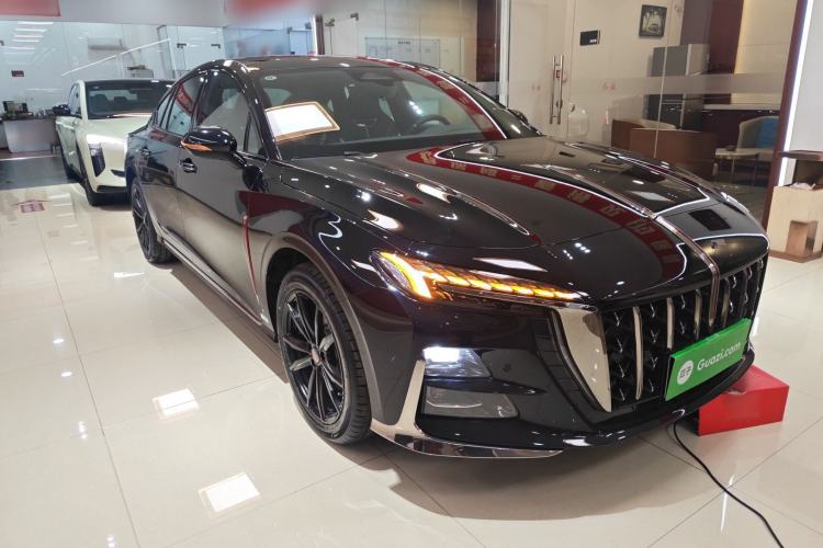 Used Hongqi H6 2024 2.0T ZhiShang Version Front Right 45 Deg