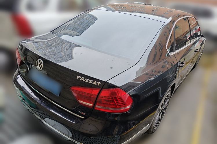 Used Volkswagen Passat 2015 1.8TSI DSG Prestige Edition Rear Right 45 Deg