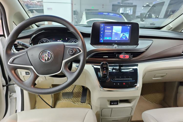 Used Buick GL8 2023 Land Executive Class Comfort Model
