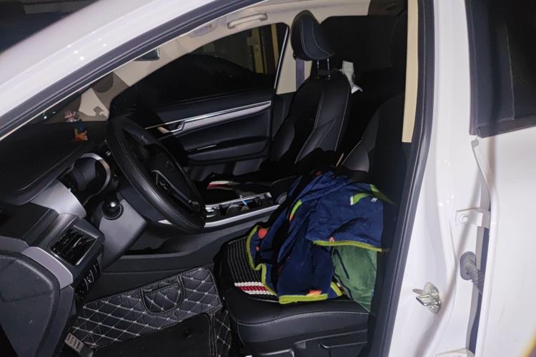 Used Geely Auto Emgrand GS 2018 Sport Edition 1.8L Automatic LingShang Model Left Front Seat