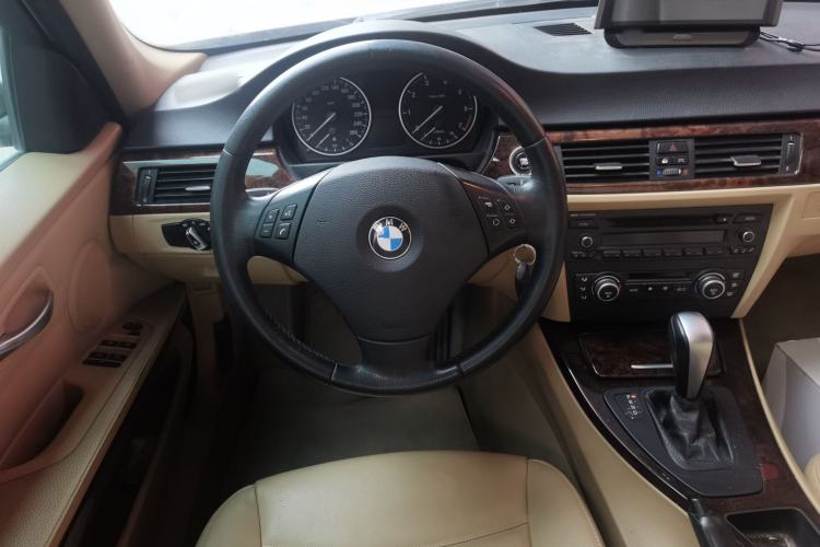 Used BMW 3 Series 2009 318i Leading Model
