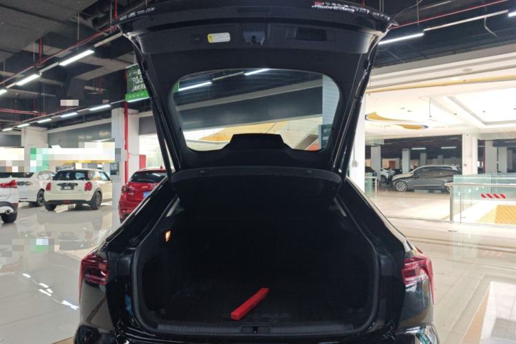 Used Bestune B70 2023 Third Generation 1.5T Automatic Enjoyment Version Trunk